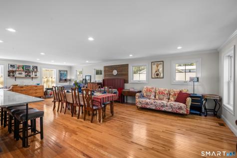 67 Spring Glen Road East Lyme CT 06357