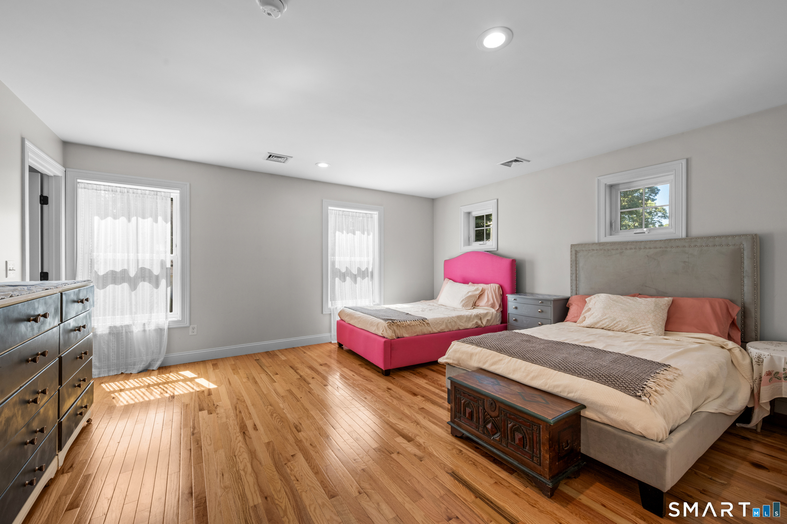 67 Spring Glen Road East Lyme CT 06357