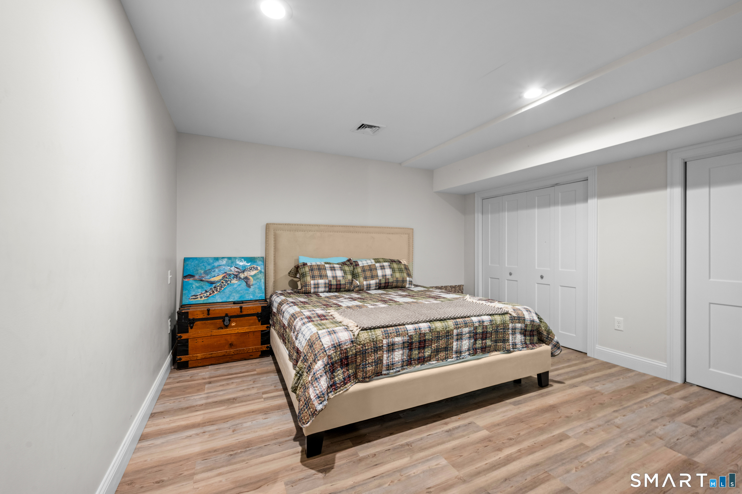 67 Spring Glen Road East Lyme CT 06357