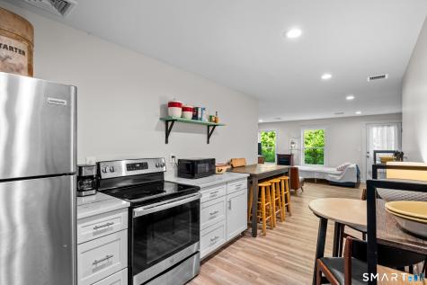67 Spring Glen Road East Lyme CT 06357