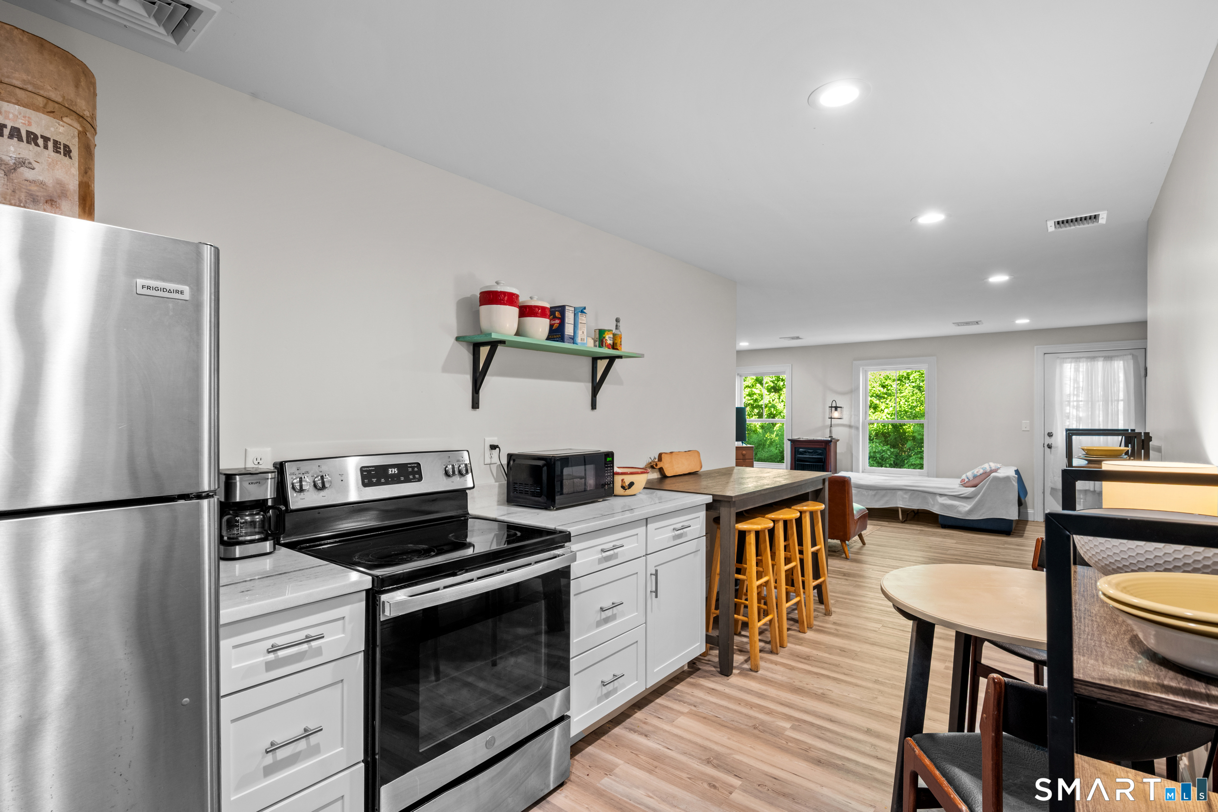 67 Spring Glen Road East Lyme CT 06357