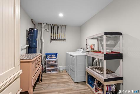 67 Spring Glen Road East Lyme CT 06357