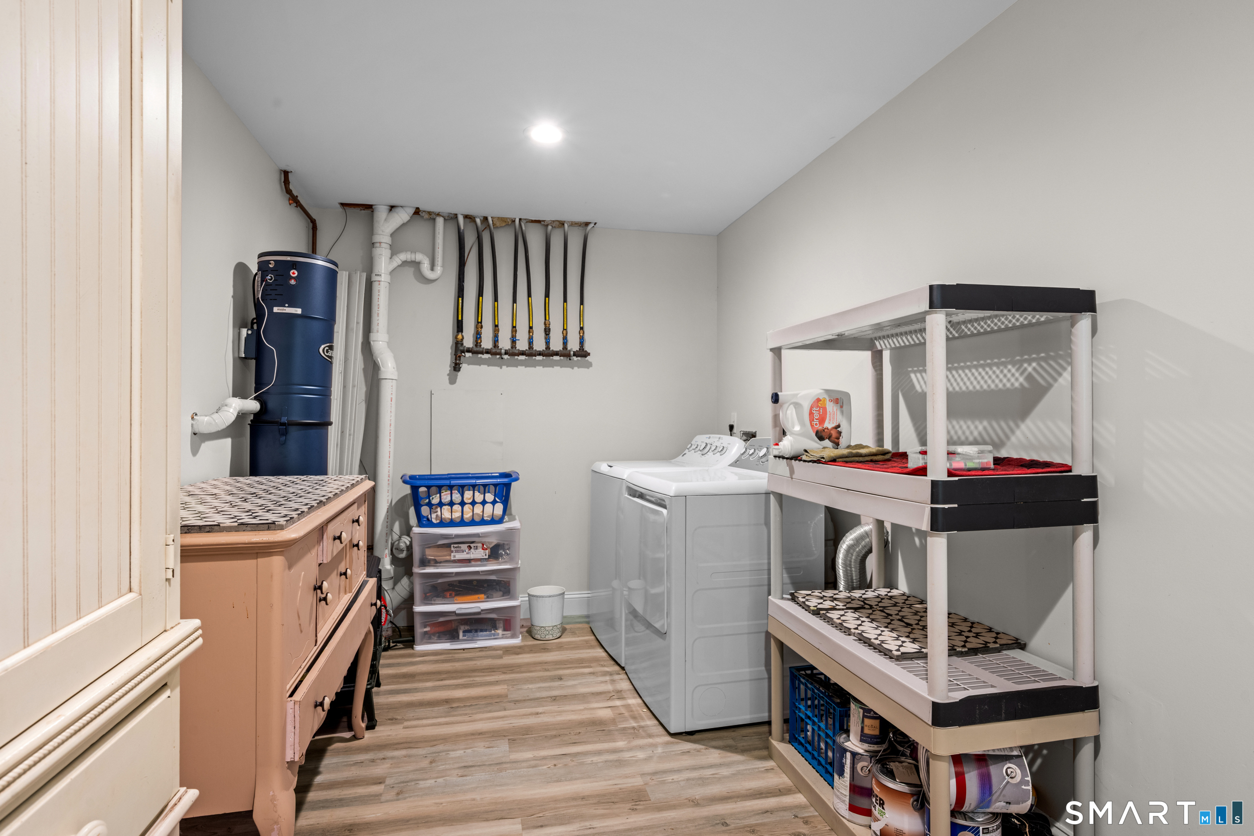 67 Spring Glen Road East Lyme CT 06357