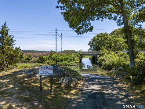 67 Spring Glen Road East Lyme CT 06357