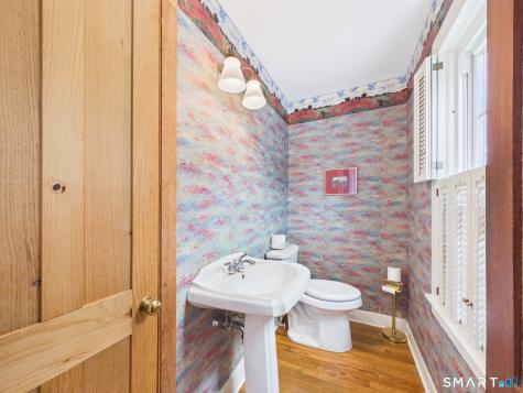 21 Elm Street Stonington CT 06378