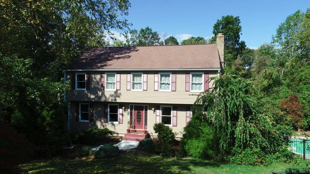 39 Deer Hill Road Hamden CT 06518