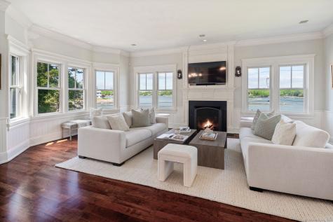 31 Contentment Island Road Darien CT 06820