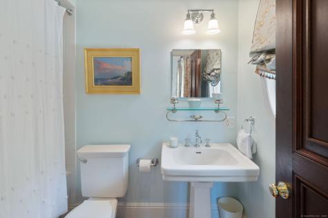 31 Contentment Island Road Darien CT 06820