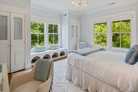 31 Contentment Island Road Darien CT 06820