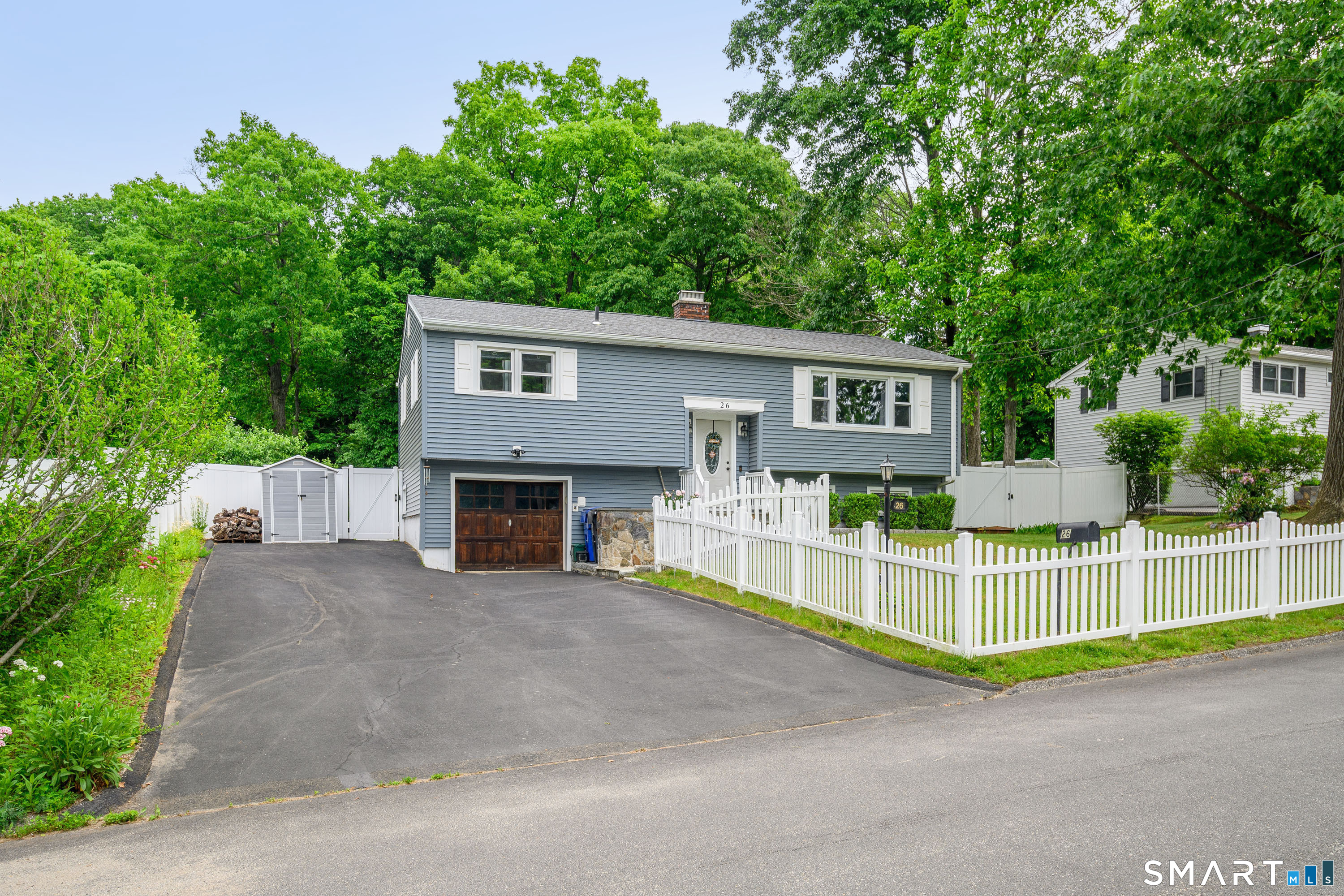 26 Pleasant Street Bethel CT 06801