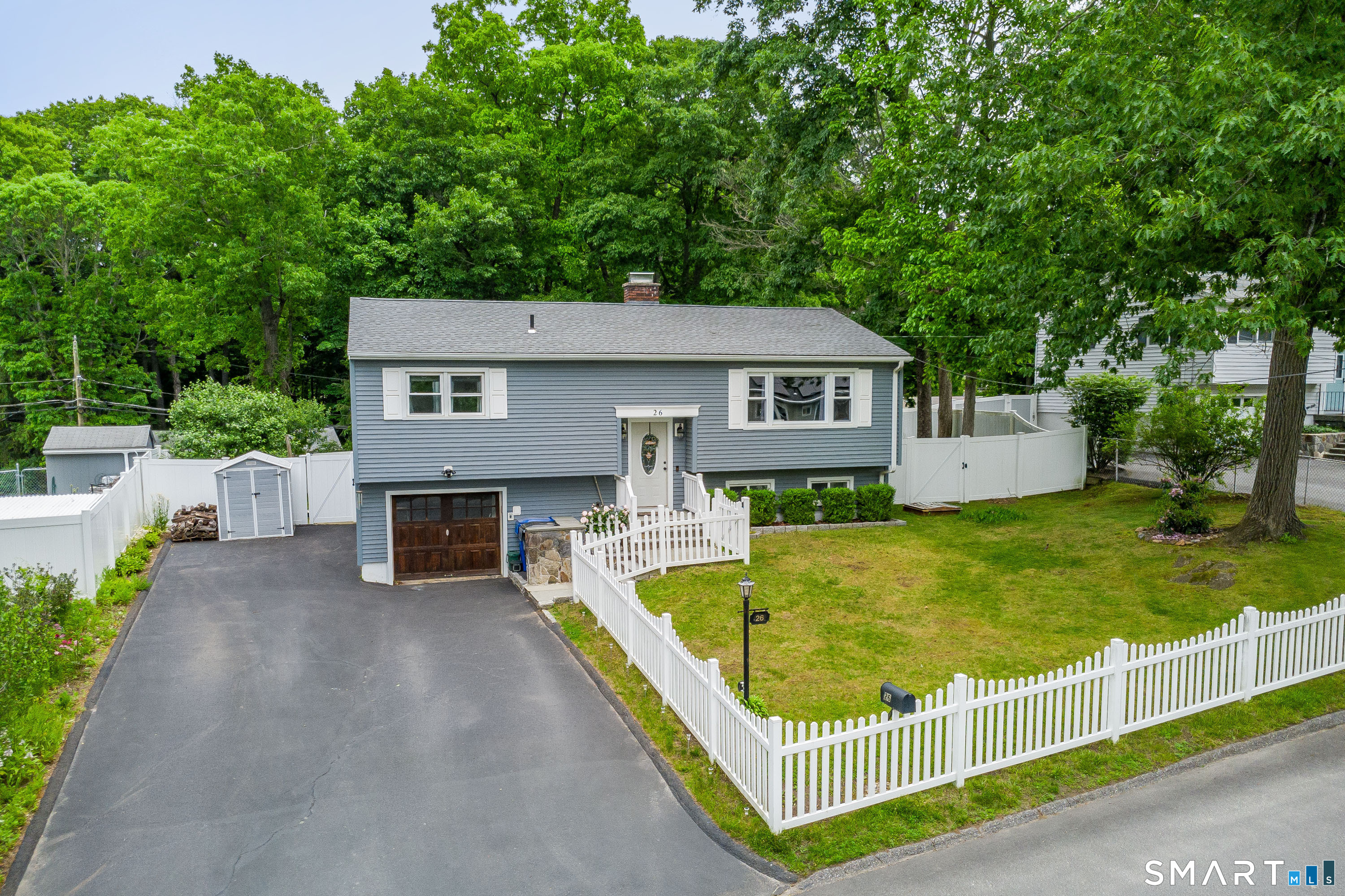26 Pleasant Street Bethel CT 06801