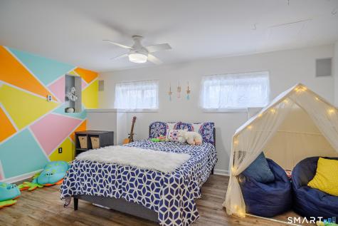26 Pleasant Street Bethel CT 06801
