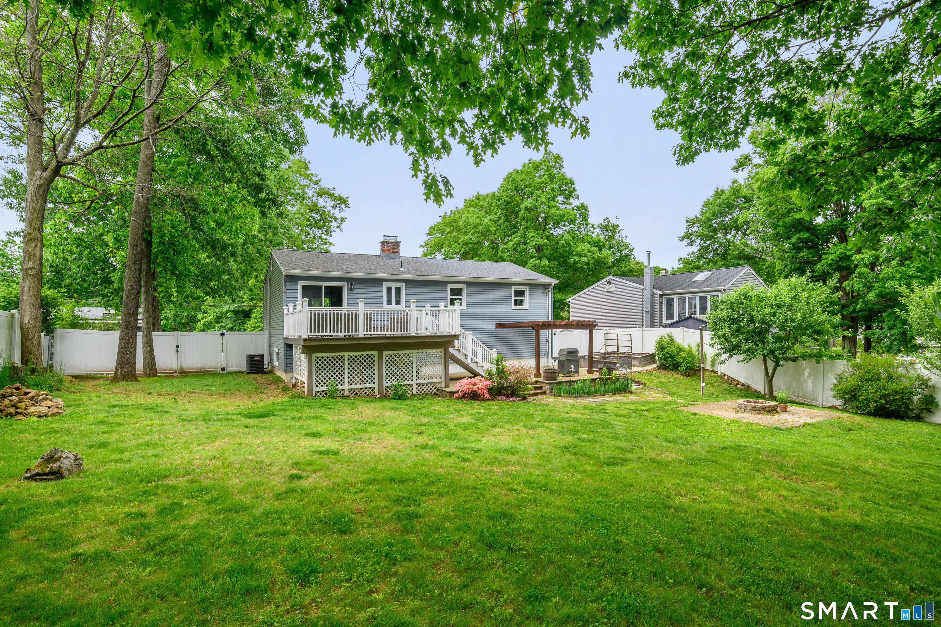 26 Pleasant Street Bethel CT 06801