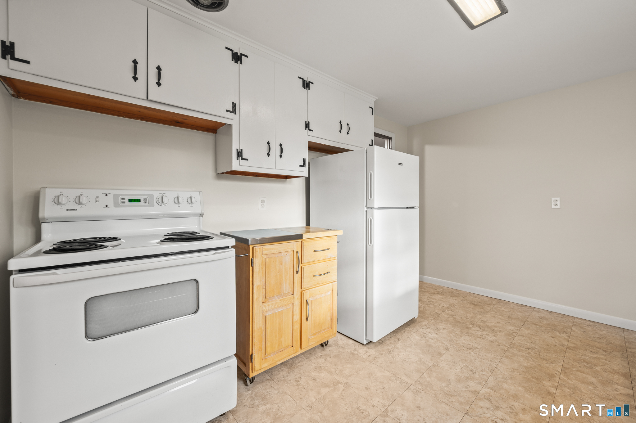81 Maple Hill Avenue Newington CT 06111