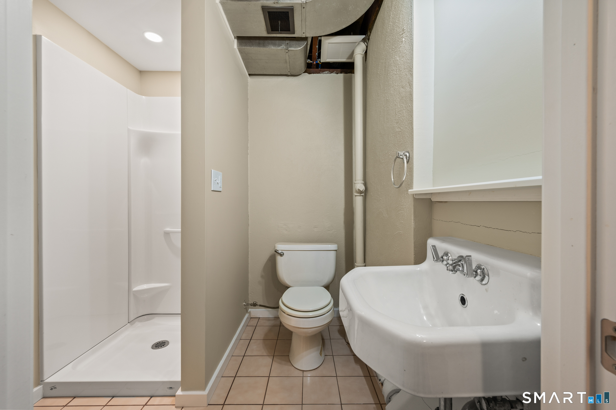 81 Maple Hill Avenue Newington CT 06111