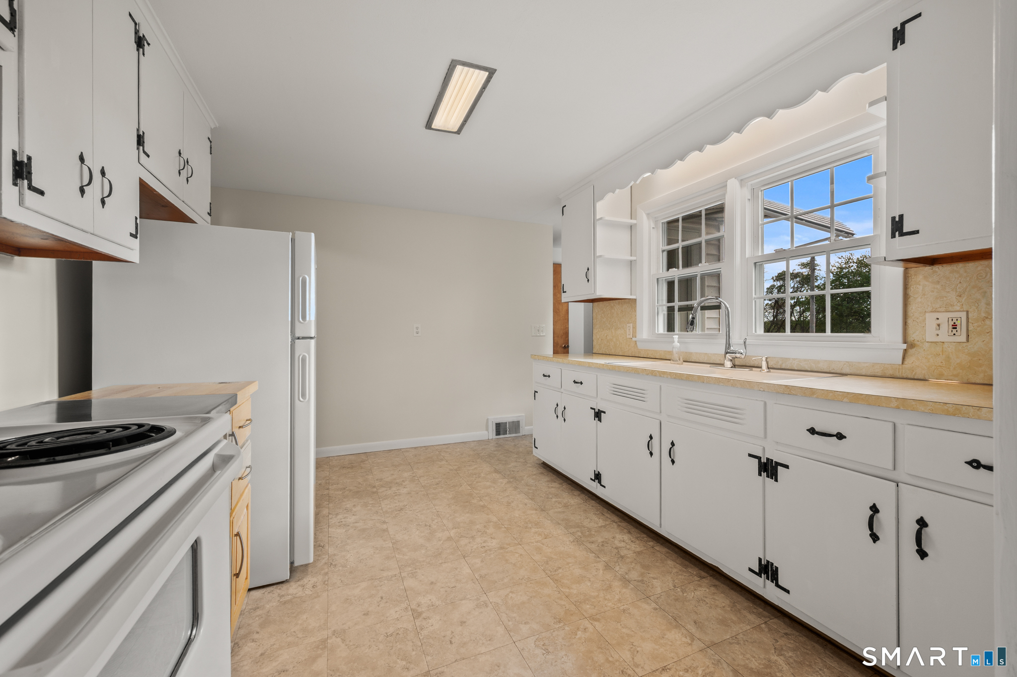 81 Maple Hill Avenue Newington CT 06111
