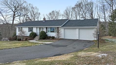 21 Briarwood Circle Naugatuck CT 06770
