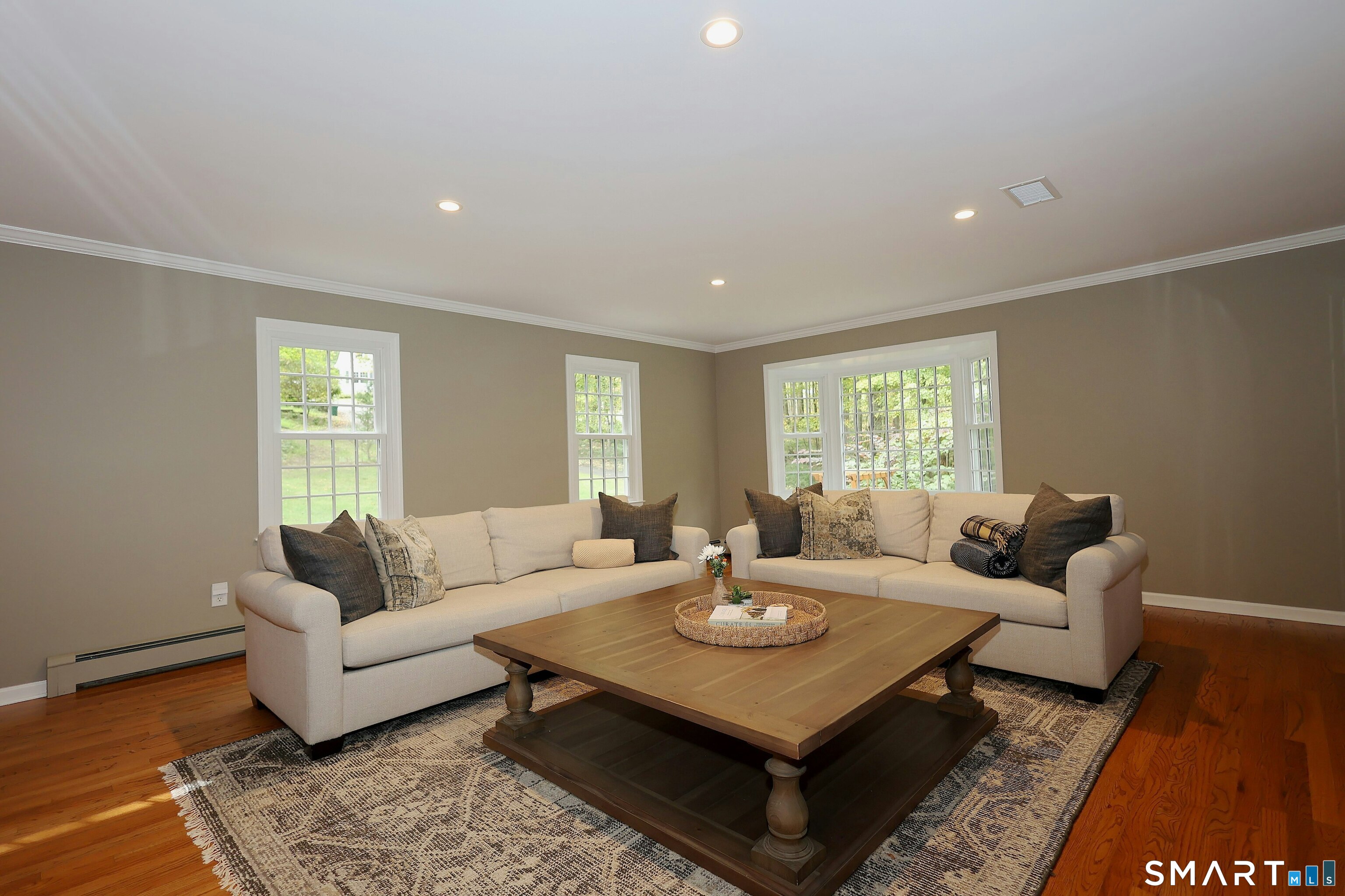 85 Cross Highway Redding CT 06896
