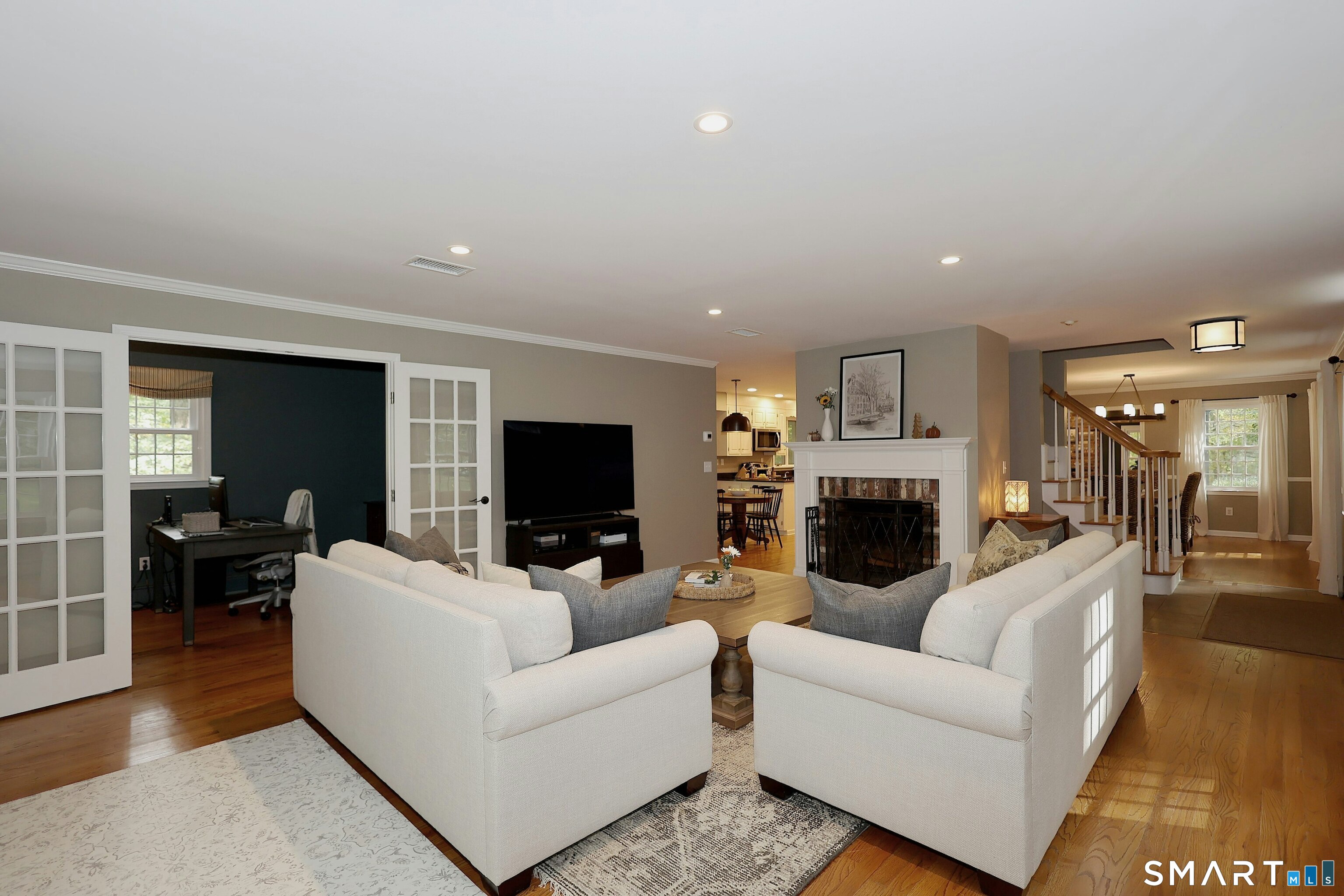 85 Cross Highway Redding CT 06896