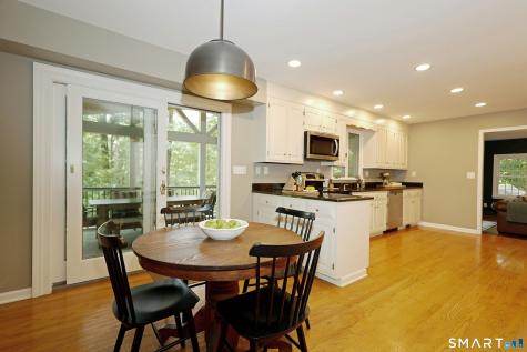 85 Cross Highway Redding CT 06896