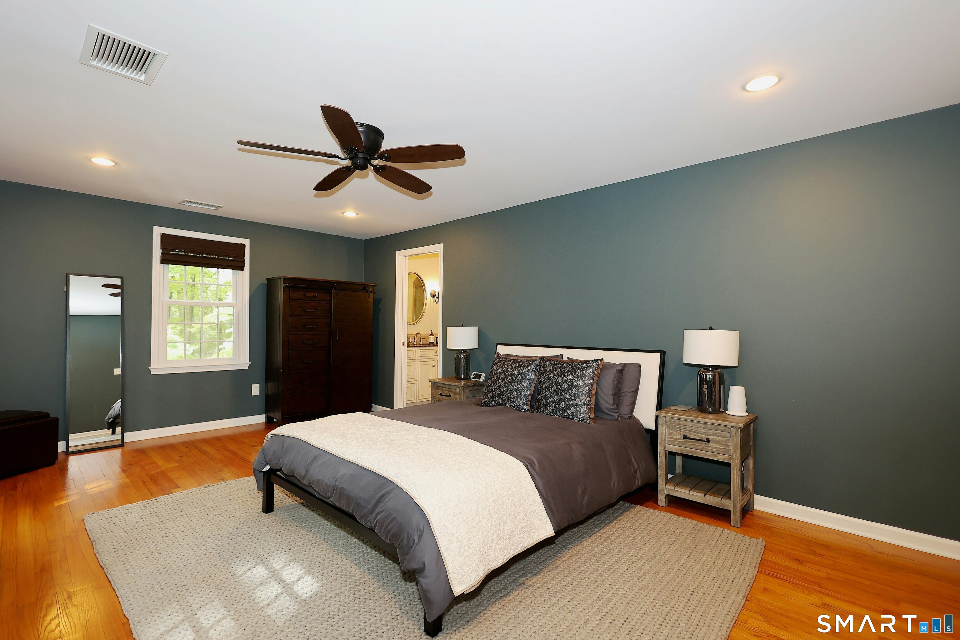 85 Cross Highway Redding CT 06896