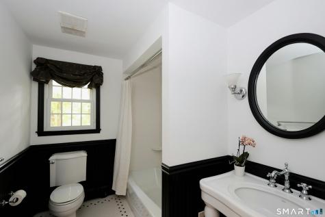 85 Cross Highway Redding CT 06896