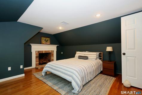 85 Cross Highway Redding CT 06896
