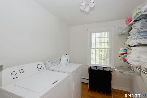 85 Cross Highway Redding CT 06896
