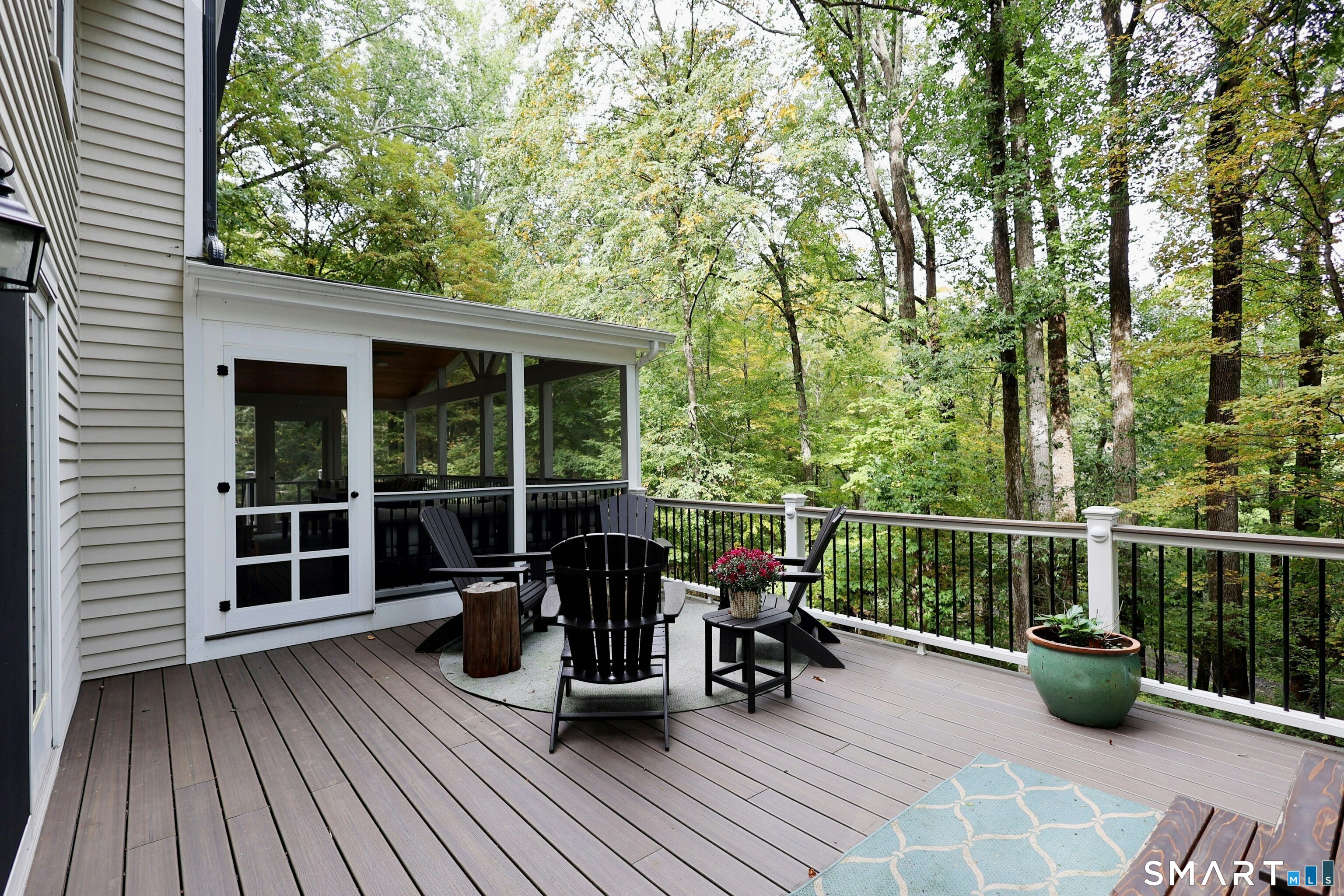 85 Cross Highway Redding CT 06896