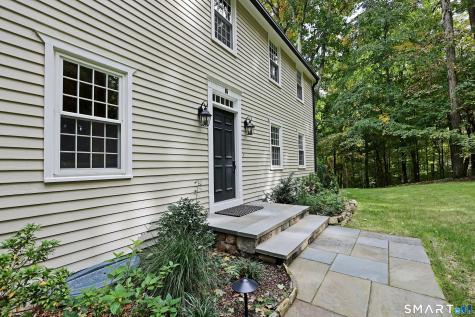 85 Cross Highway Redding CT 06896