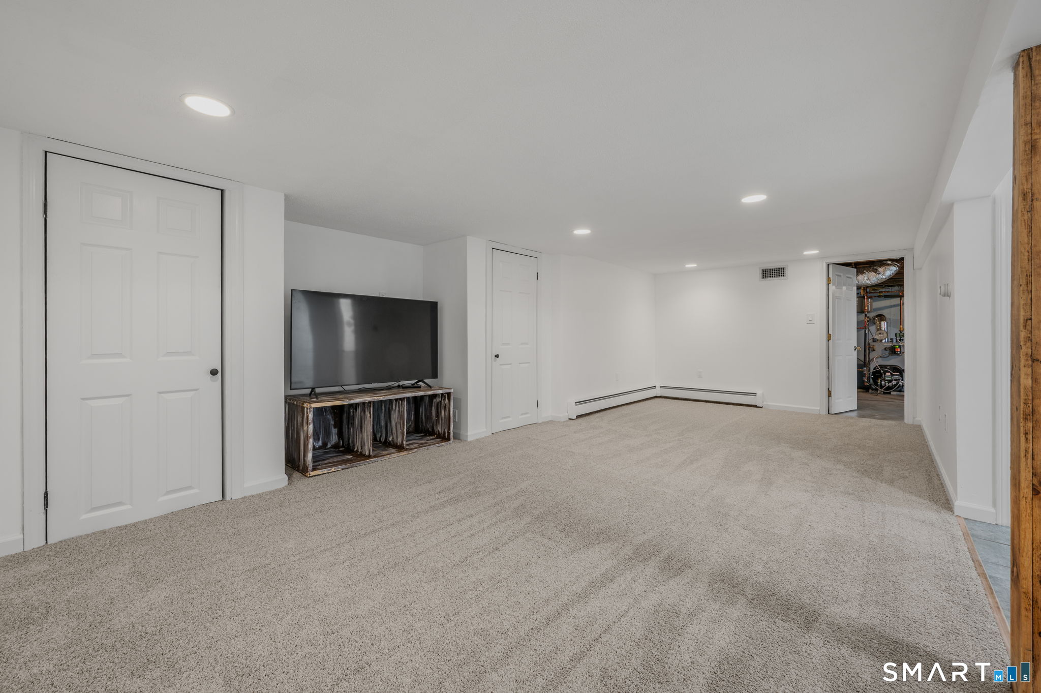 24 Willie Circle Tolland CT 06084