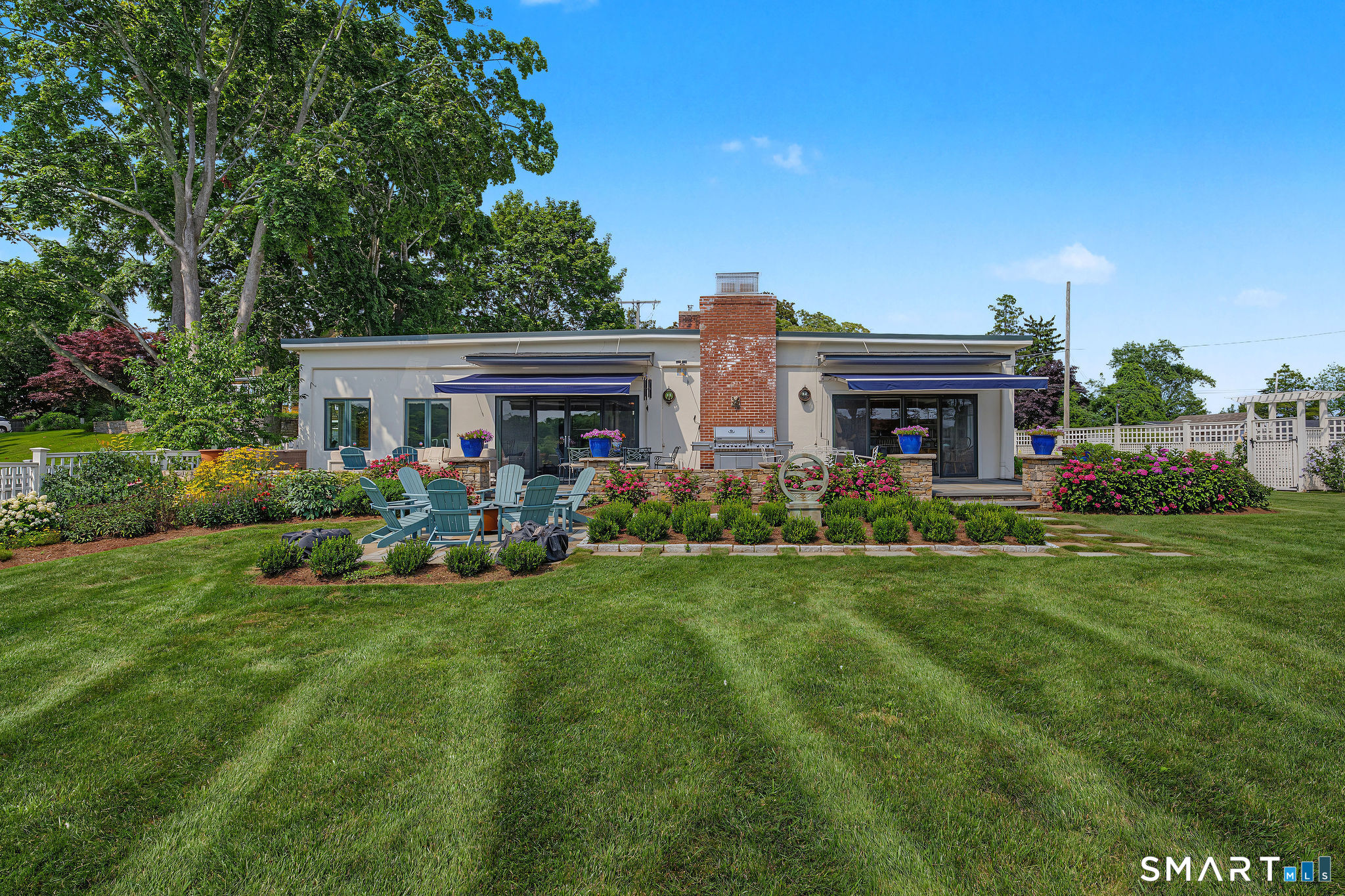 15 Novelty Lane Essex CT 06426