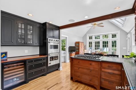 239 Beach Road Fairfield CT 06824