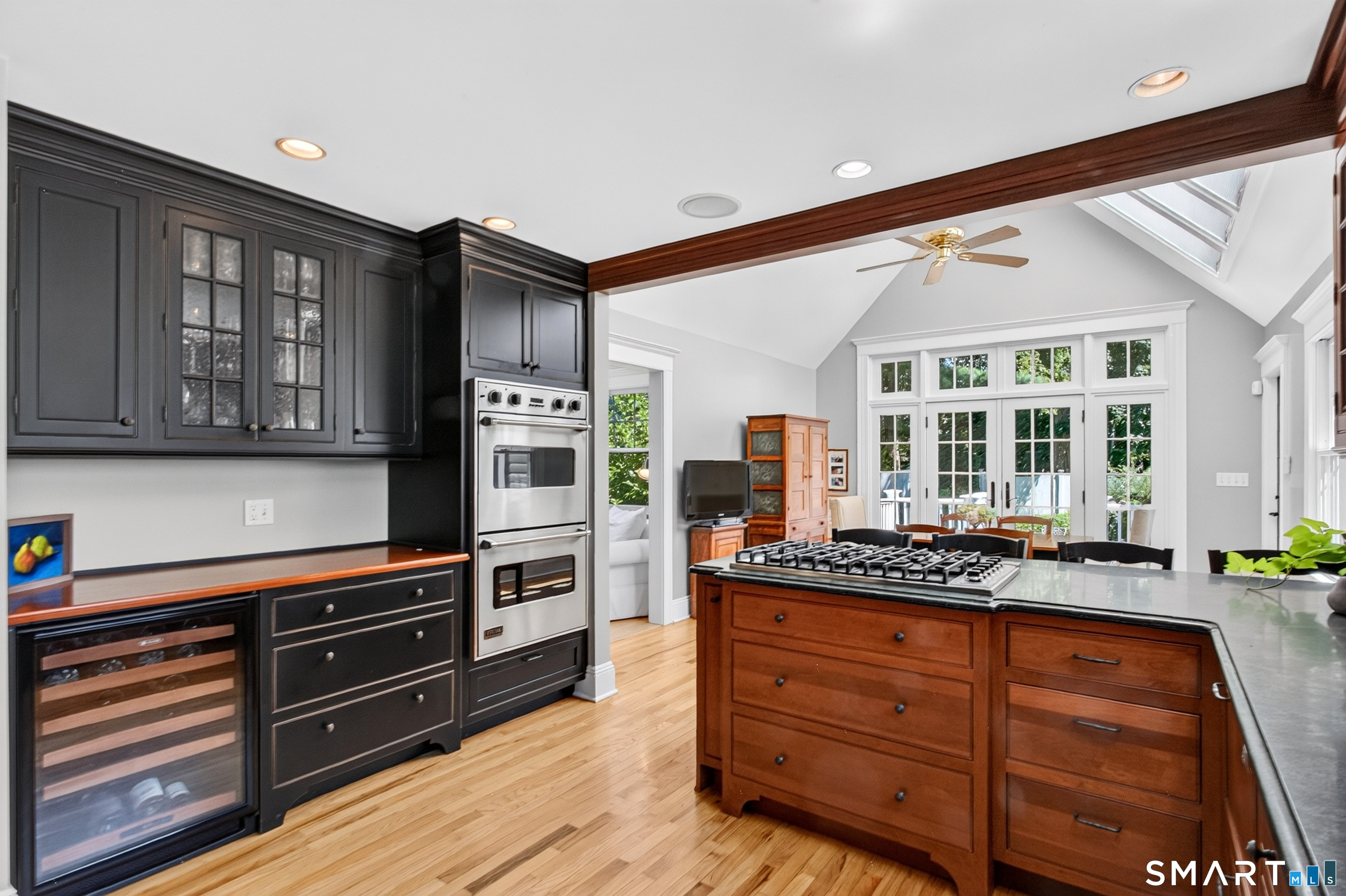 239 Beach Road Fairfield CT 06824