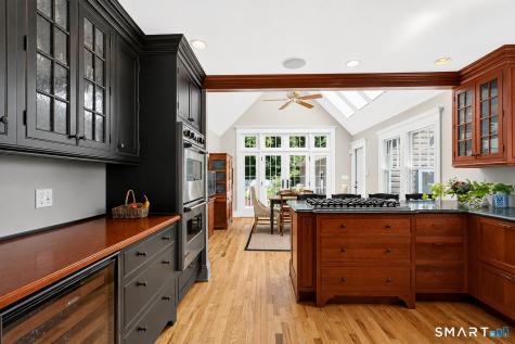 239 Beach Road Fairfield CT 06824