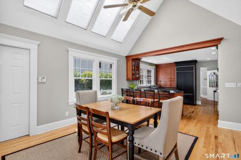 239 Beach Road Fairfield CT 06824