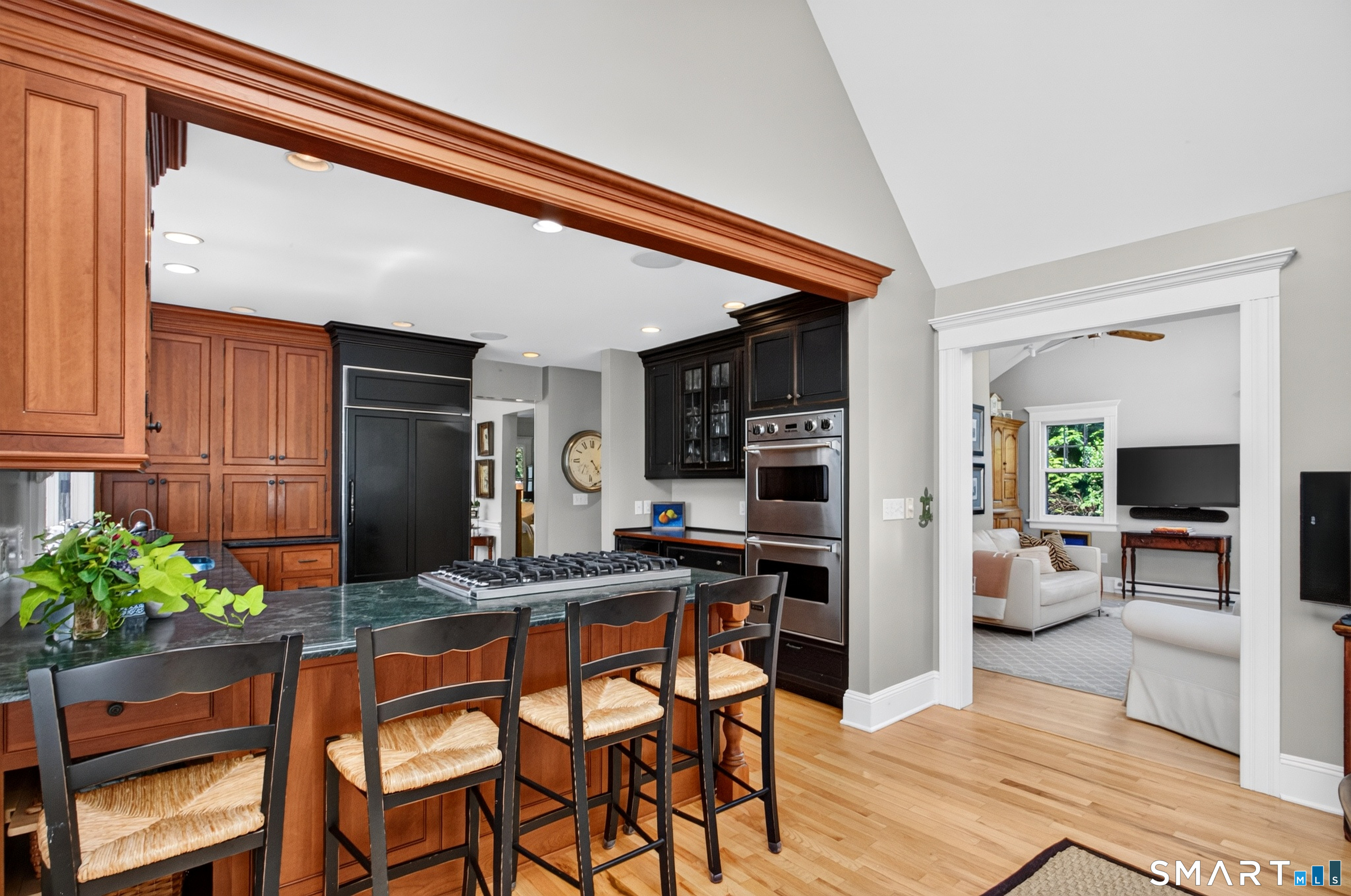 239 Beach Road Fairfield CT 06824