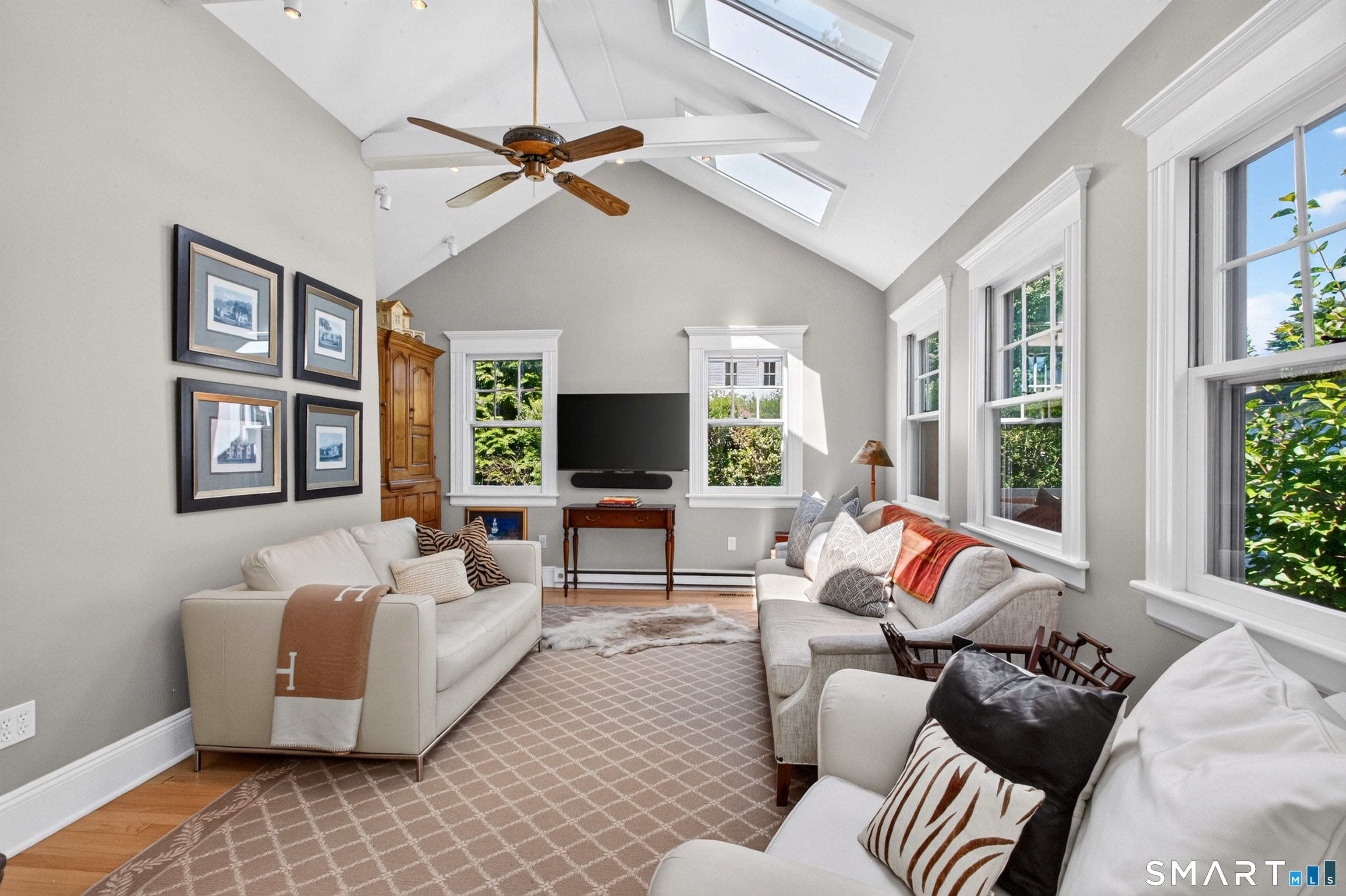 239 Beach Road Fairfield CT 06824