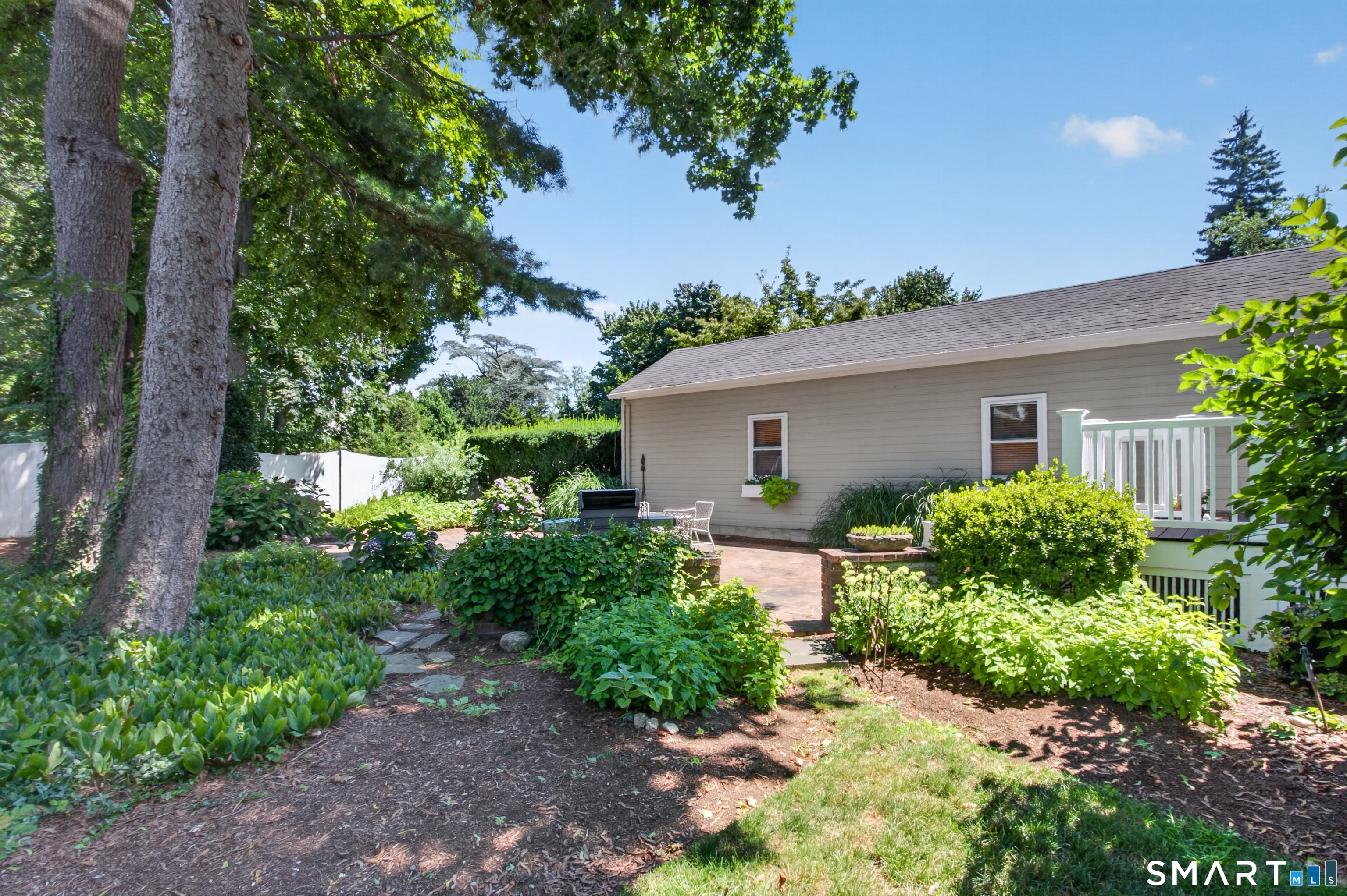 239 Beach Road Fairfield CT 06824