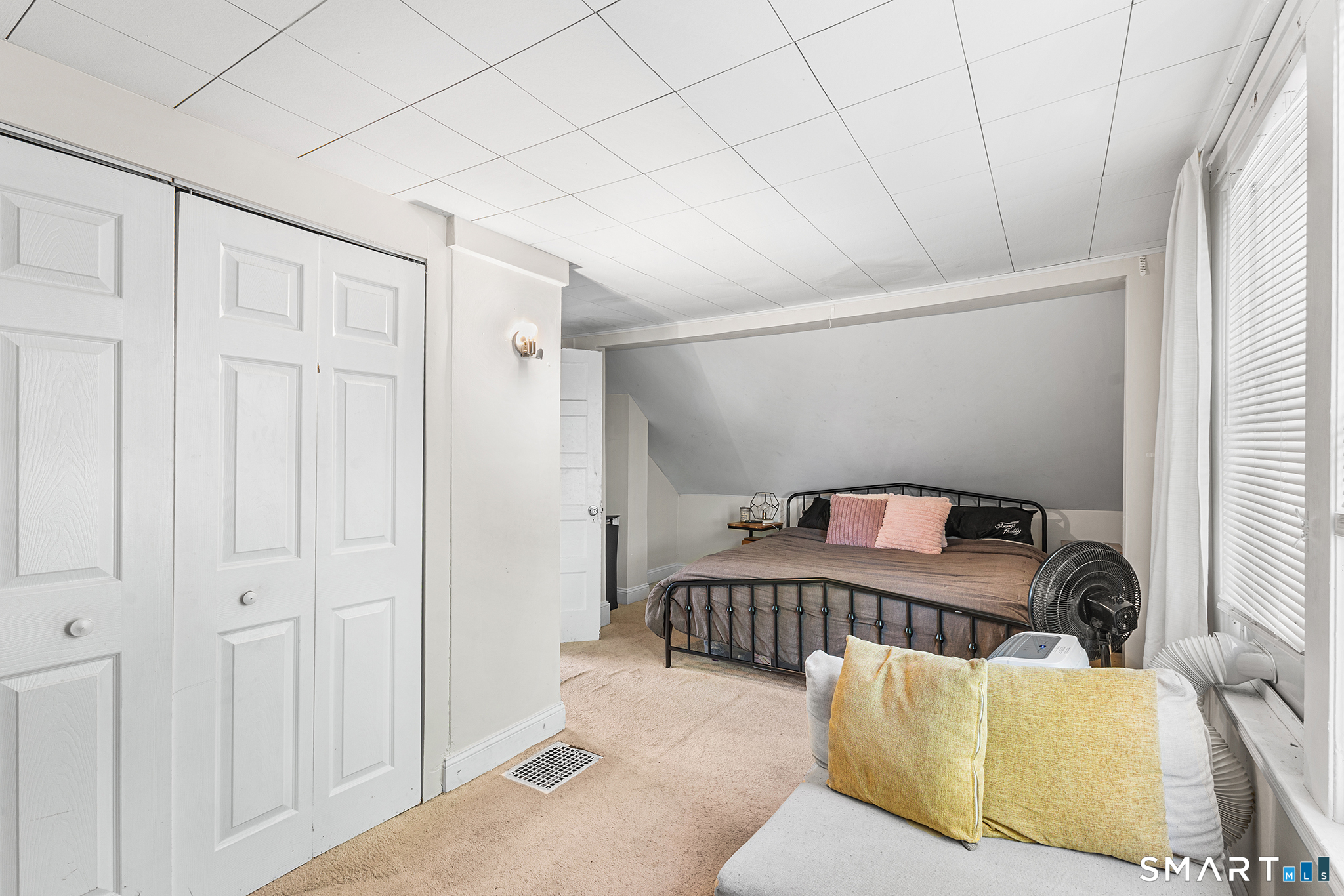 17 Whitney Street East Hartford CT 06118
