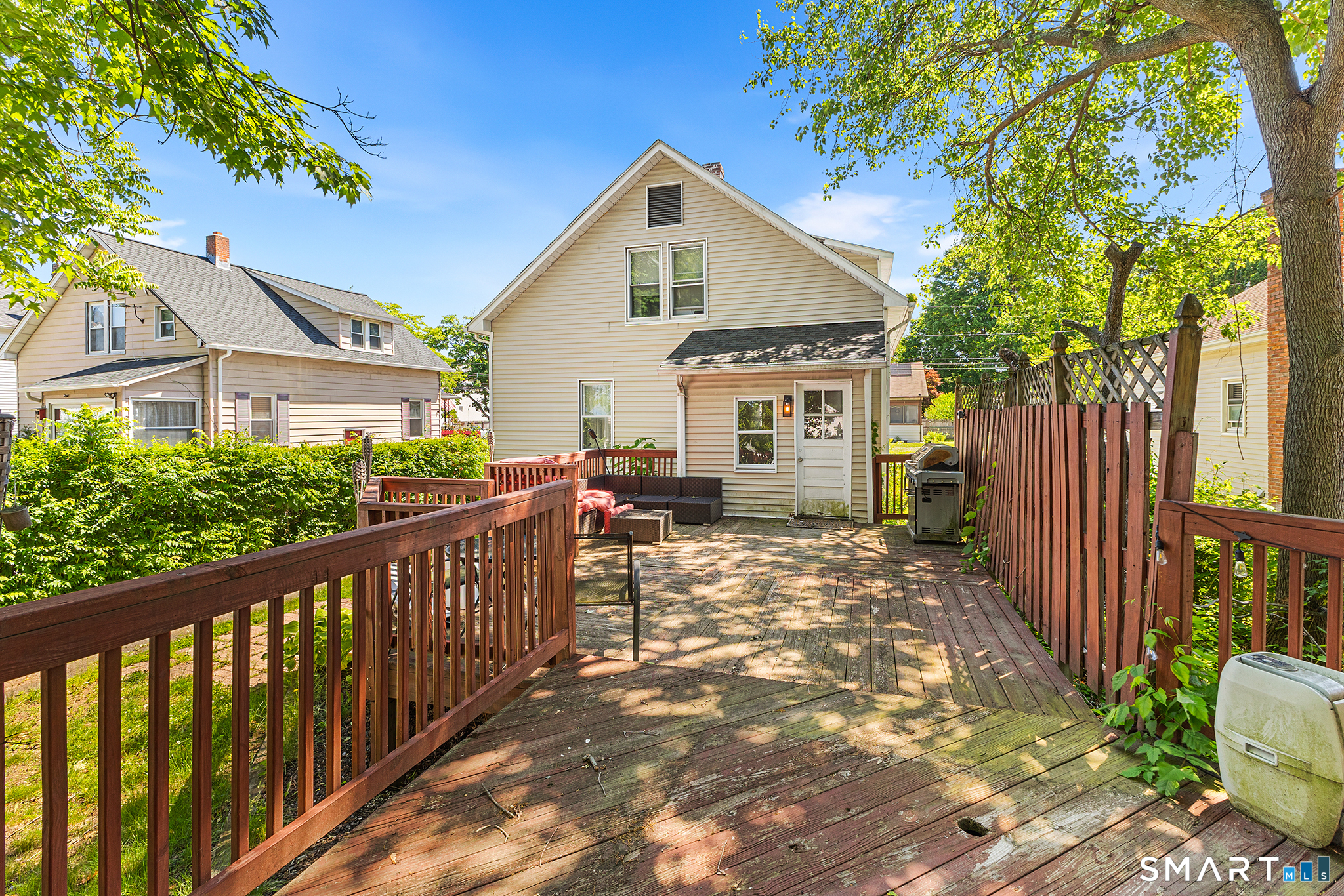 17 Whitney Street East Hartford CT 06118