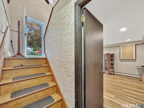 40 Laurel Drive Montville CT 06370