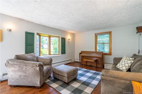 39 Winslow Road Cheshire CT 06410
