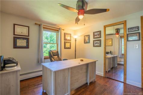 39 Winslow Road Cheshire CT 06410