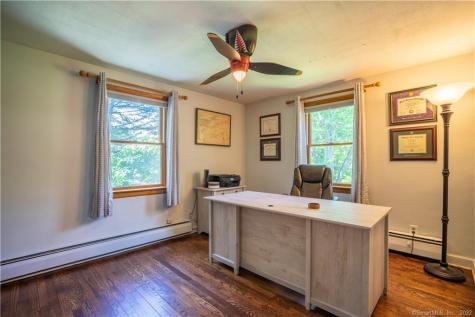 39 Winslow Road Cheshire CT 06410