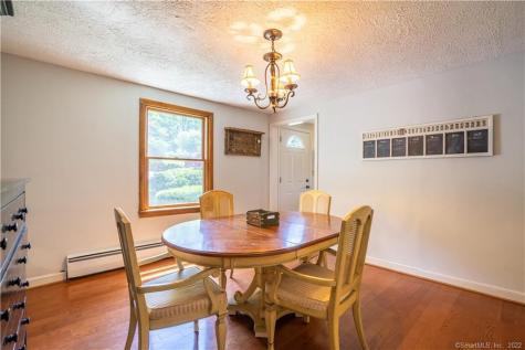 39 Winslow Road Cheshire CT 06410
