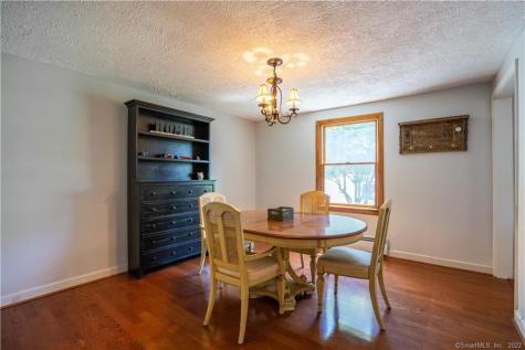 39 Winslow Road Cheshire CT 06410