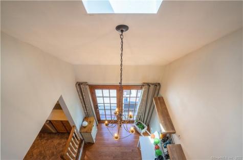 39 Winslow Road Cheshire CT 06410