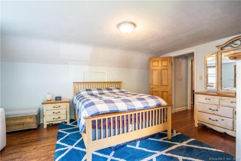 39 Winslow Road Cheshire CT 06410