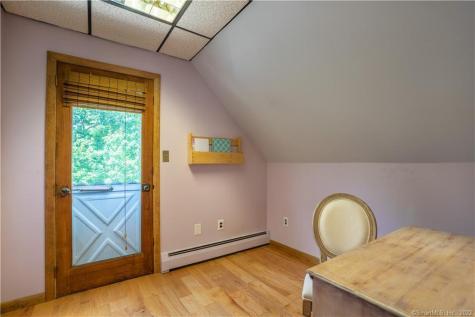 39 Winslow Road Cheshire CT 06410